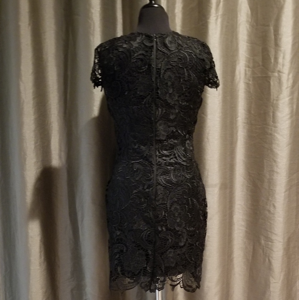 Formal Dress - Picture 2 of 4
